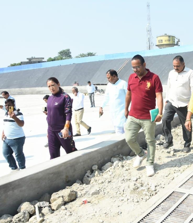 एक्शन मोड में खेल मंत्री रेखा आर्या, रूद्रपुर स्टेडियम में निर्माणाधीन, स्पोर्ट्स इंफ्रास्ट्रक्चर का किया निरीक्षण।