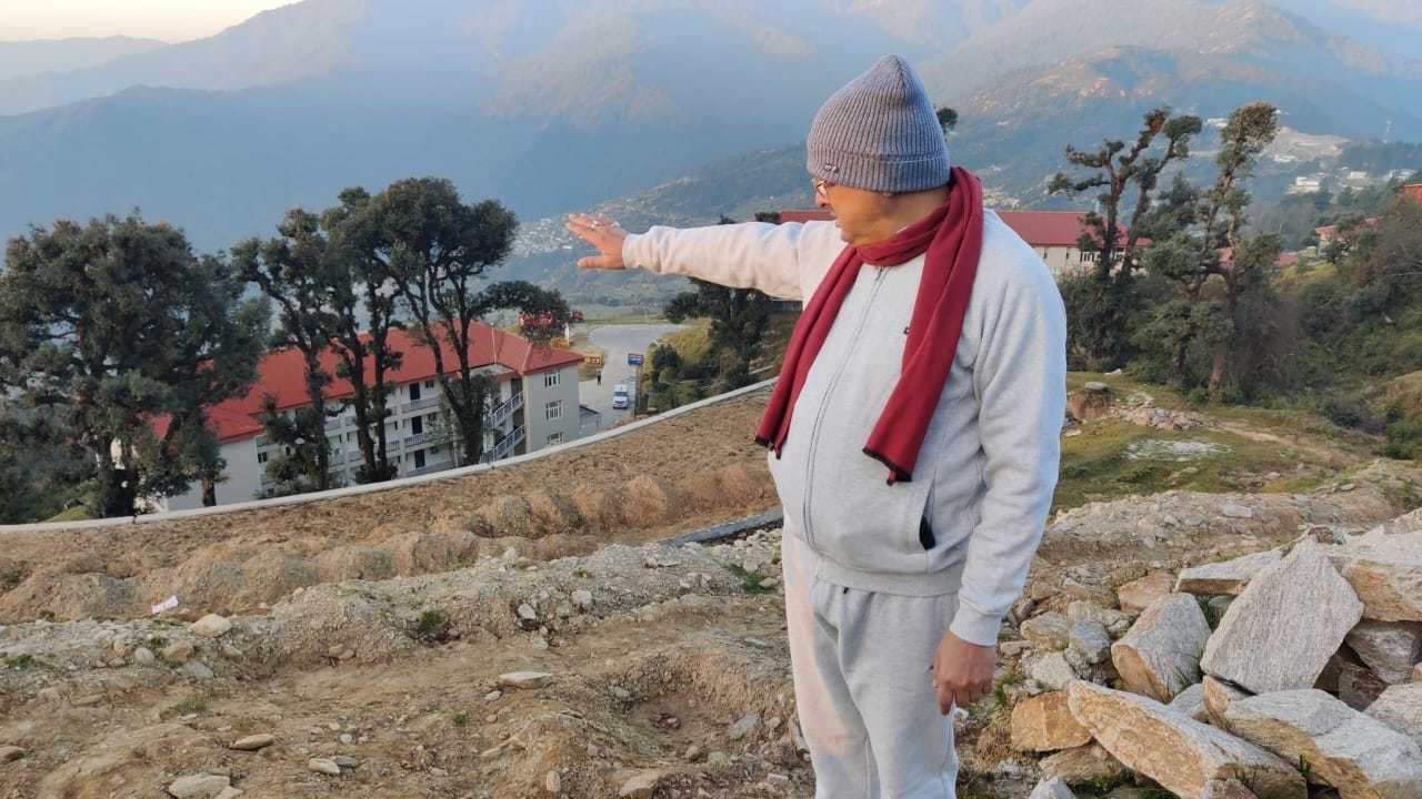 मुख्यमंत्री पुष्कर धामी आज, गैरसैण में निकले मॉर्निंग वॉक पर, भराड़ीसैंण में चल रहे विकास कार्यों का किया निरीक्षण।