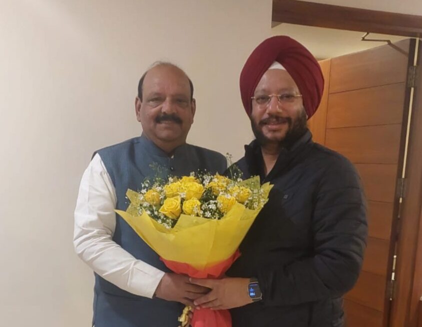 कांग्रेस कार्य समिति (CWC) के सम्माननीय सदस्य, गुरदीप सिंह सप्पल से की शिष्टाचार भेंट, आगामी निकाय चुनावों को लेकर हुई गहन चर्चा, लालचंद शर्मा।