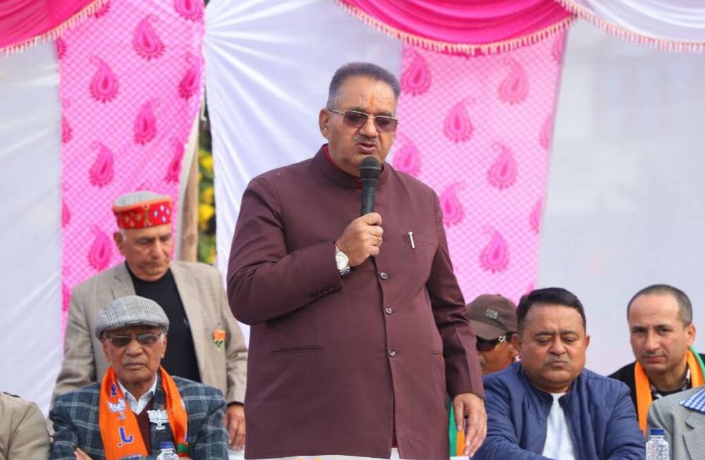 निकाय चुनाव प्रचार के अंतिम दिन, विभिन्न स्थानों पर जनसभाओं को किया संबोधित, भाजपा के पक्ष में मतदान की अपील की, कैबिनेट मंत्री गणेश जोशी।