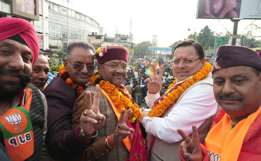 निकाय चुनाव के अंतिम दिन, मुख्यमंत्री पुष्कर धामी का देहरादून में रोड शो, बड़ी संख्या में कार्यकर्ता हुए शामिल।
