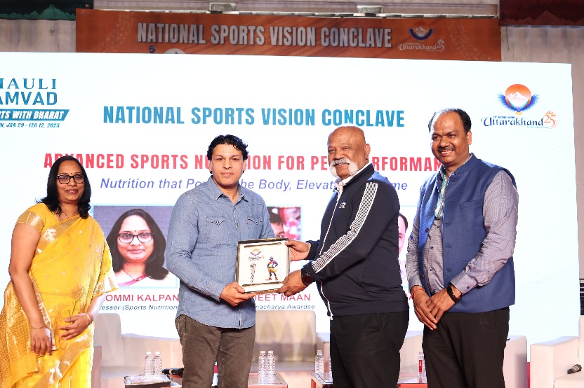 सुजीत मान देसी अंदाज में काम की बात कह गए, पूर्व में अर्जुन व द्रोणाचार्य पुरस्कार जीत चुके हैं सुजीत। 