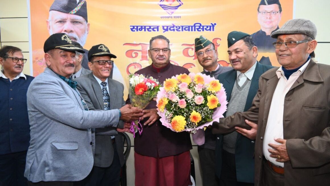 पूर्व सैनिकों के संवाद कार्यक्रम को किया सम्बोधित, सैनिक कल्याण मंत्री गणेश जोशी।