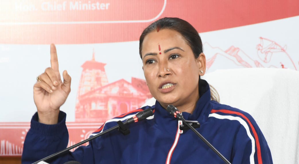 इतिहास में स्वर्णिम अक्षरों में दर्ज होगा यह शतक, रेखा आर्या।