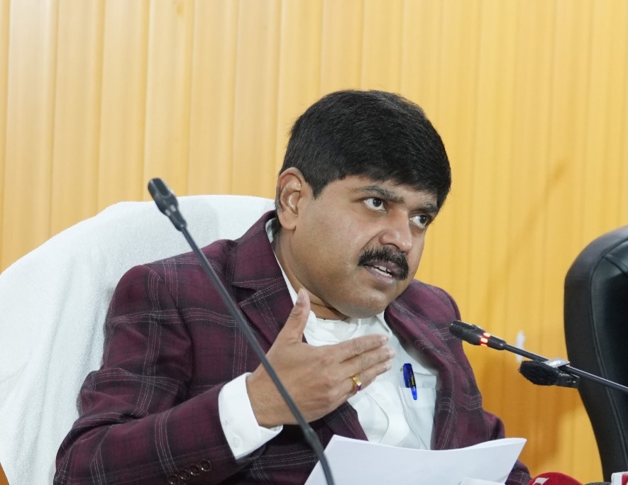 स्मार्ट मीटर से खत्म होंगी, बिजली उपभोक्ताओं की शिकायतें, डॉ आर मीनाक्षी सुंदरम। 