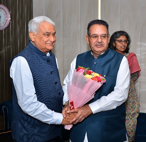 राजस्थान के कृषि मंत्री डॉ.किरोड़ी लाल मीणा से, कृषि मंत्री गणेश जोशी ने की शिष्टाचार भेंट।