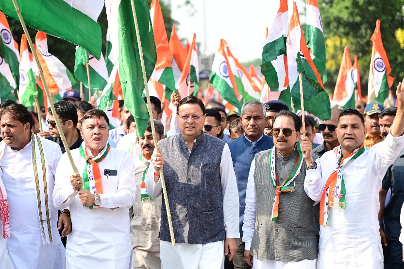 मुख्यमंत्री पुष्कर धामी के नेतृत्व में, “तिरंगा शौर्य सम्मान यात्रा” का किया गया भव्य आयोजन।