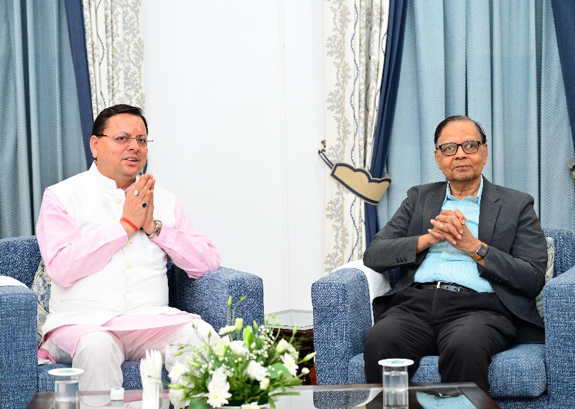 मुख्यमंत्री पुष्कर सिंह धामी ने उत्तराखंड दौरे पर आए, 16वें वित्त आयोग के अध्यक्ष डॉ अरविंद पनगढ़िया के नेतृत्व में, आयोग के प्रतिनिधिमंडल का किया स्वागत एवं अभिनन्दन।