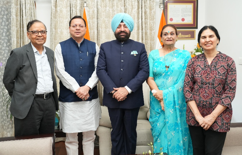 राजभवन में 16वें वित्त आयोग के प्रतिनिधिमंडल का, उत्तराखंड की लोक संस्कृति से, हुआ का हुआ भव्य स्वागत।