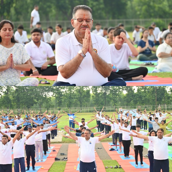 अंतरराष्ट्रीय योग दिवस पर, पंतनगर विश्वविद्यालय में किया  योगाभ्यास, कृषि मंत्री गणेश जोशी।