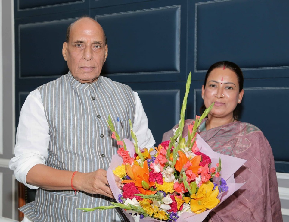 कैबिनेट मंत्री रेखा आर्या ने, रक्षा मंत्री राजनाथ सिंह को ऑपरेशन सिंदूर पर दी बधाई। 