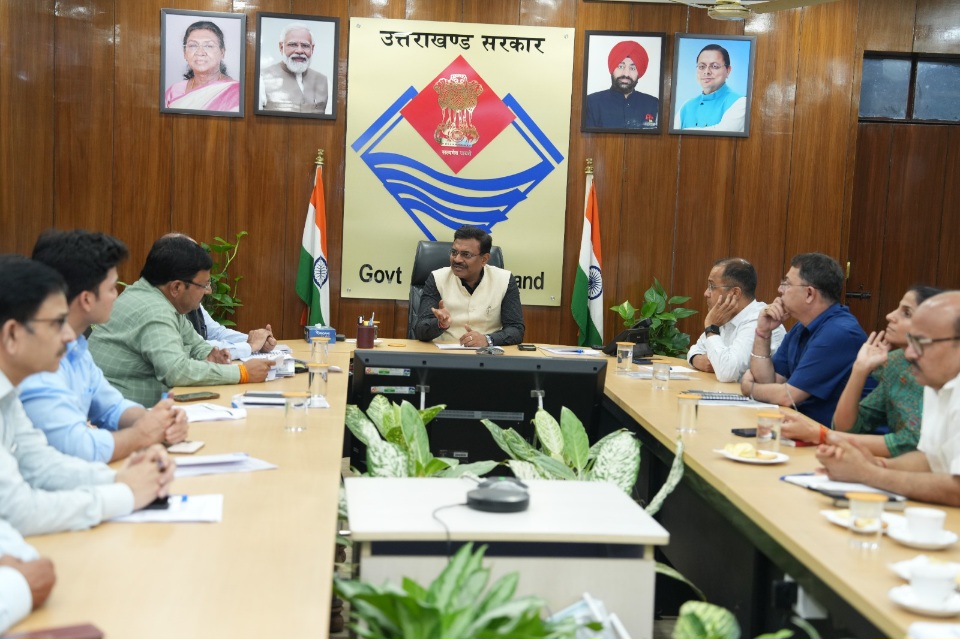 मुख्य सचिव आनंद बर्धन की अध्यक्षता में, योगा डे – 2025 की तैयारी की समीक्षा बैठक की गई आयोजित।