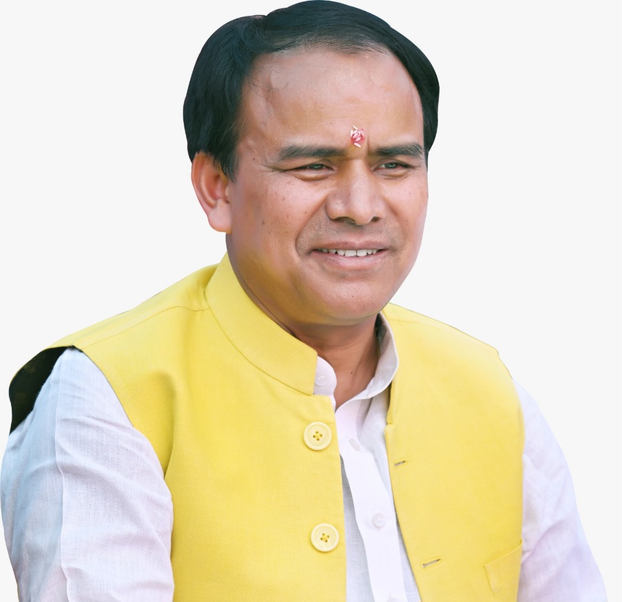 जिला अस्पताल व मेडिकल कालेजों में मिलेगी, सम्पूर्ण चिकित्सा सुविधा, डॉ धन सिंह रावत।