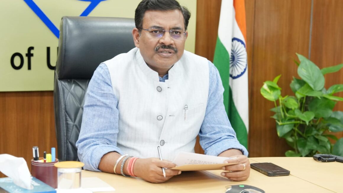 मुख्य सचिव आनंद बर्द्धन ने दिए निर्देश, चयन वर्ष 2025-26 के अन्तर्गत पदोन्नति कोटे से भरे जाने वाले, रिक्त पदों की सूचना 15 अगस्त, 2025 तक कराई जाए उपलब्ध।