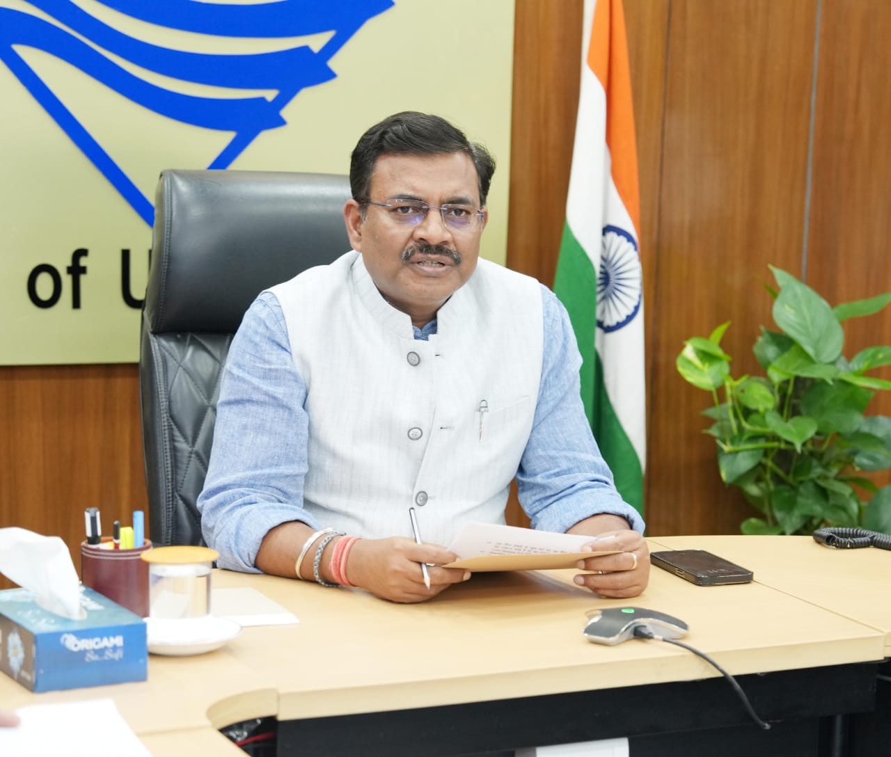 सुरक्षित, सुगम और व्यवस्थित कांवड़ मेला, संपादन हेतु दुरुस्त करें तैयारी, मुख्य सचिव आनंद बर्धन।