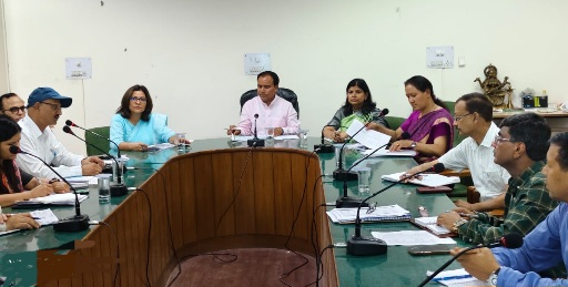 30 सितम्बर तक छात्रों के खाते में भेजें धनराशि, अभिभावक समय पर खरीद सकेंगे बच्चों के स्कूल ड्रेस, बैग और जूते, डॉ.धन सिंह रावत।