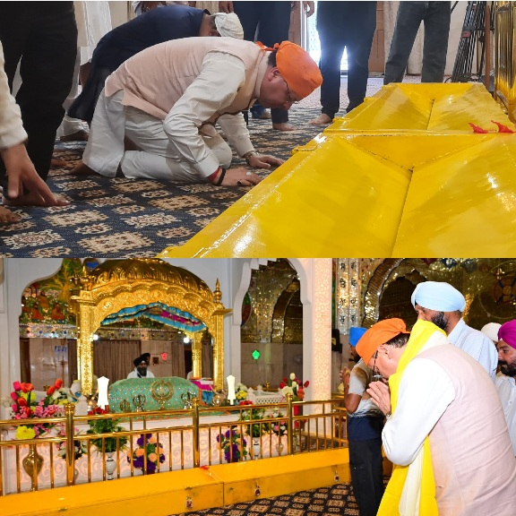 मुख्यमंत्री पुष्कर सिंह धामी ने, नानकमत्ता साहिब गुरुद्वारे में टेका मत्था, बच्चों से की आत्मीय भेंट, धार्मिक आस्था और सामाजिक सौहार्द का दिया संदेश।