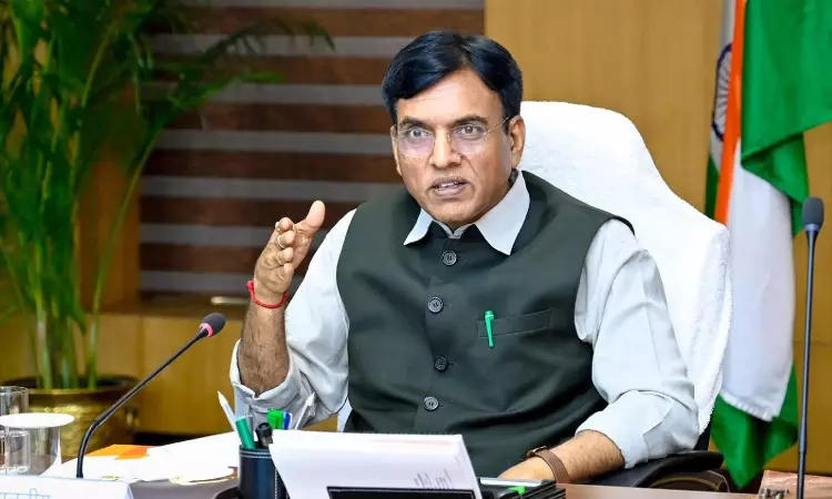 भारत में आयोजित बहुपक्षीय खेल प्रतियोगिताओं में, पाकिस्तान के खिलाड़ियों की भागीदारी पर नहीं रहेगा कोई प्रतिबंध, खेल मंत्री मनसुख मांडविया।