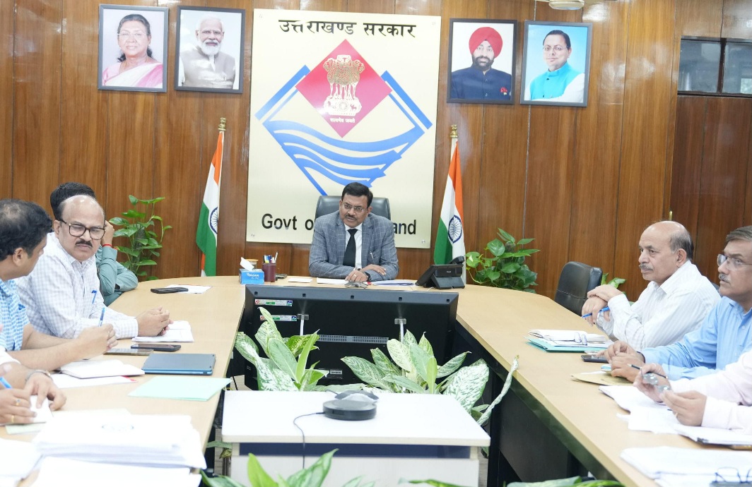 मुख्य सचिव सचिव आनन्द बर्द्धन ने, यूपीसीएल को अगले 3 से 5 वर्षों की कार्ययोजना भी, प्रस्तुत किए जाने के दिए निर्देश।