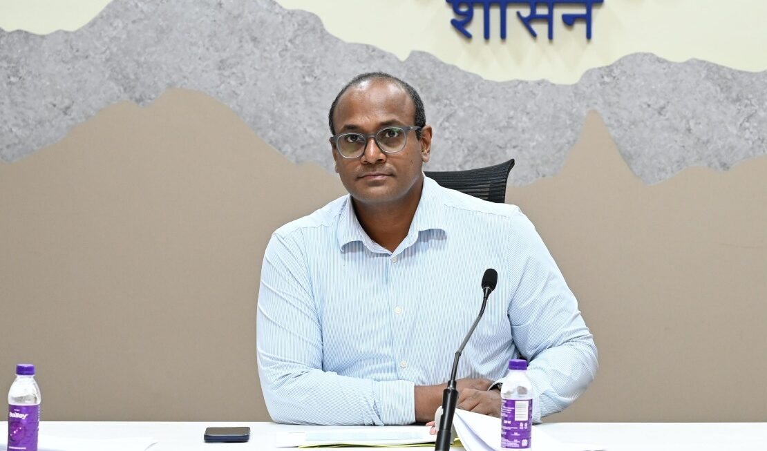 दिव्यांग मतदाताओं के बूथों को चिन्हित कर, जरूरी सुविधाएं सुनिश्चित की जाएँ, मुख्य निर्वाचन अधिकारी।