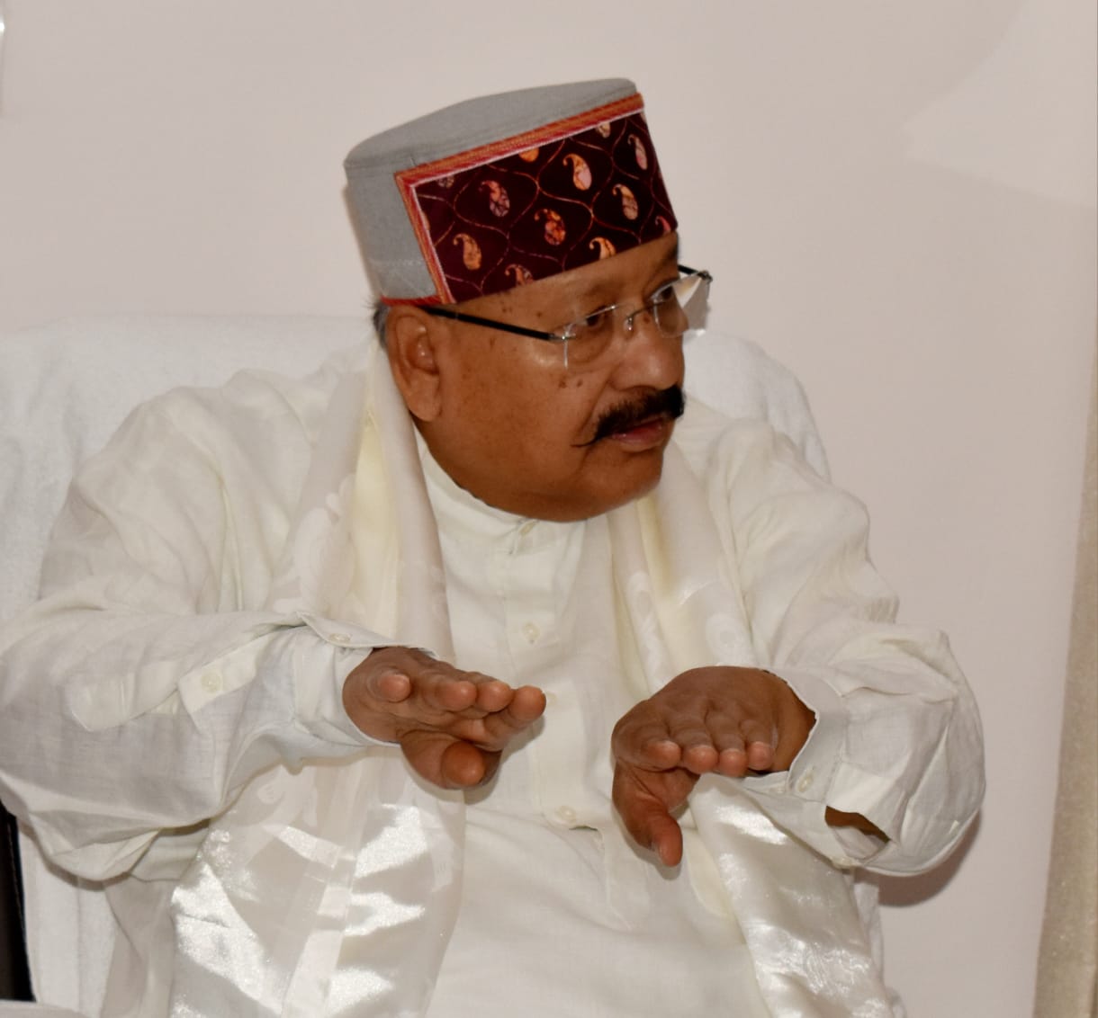 गांवों के विकास के लिए ईमानदार, जनप्रतिनिधियों का चुनाव जरूरी, सतपाल महाराज।  