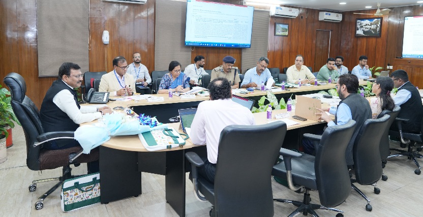 वित्तीय और साइबर अपराधों पर अंकुश लगाने के लिए, EOU (आर्थिक अपराध इकाई-आर्थिक और साइबर अपराधों से संबंधित मामलों के लिए नोडल एजेंसी) को मजबूत करें, मुख्य सचिव।