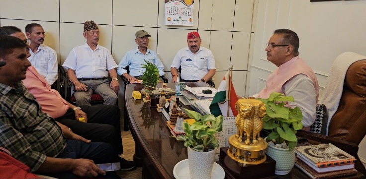 सैनिक कल्याण मंत्री गणेश जोशी ने किया आह्वान, हरेला पर्व पर पूर्व सैनिक लगाऐं दो लाख पौधे।