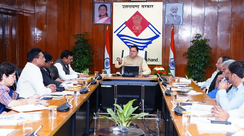 सीएम पुष्कर धामी के निर्देश स्वास्थ्य सुविधाओं को, बेहतर बनाने के लिए स्वास्थ्य विभाग द्वारा विशेष ध्यान दिया जाए।