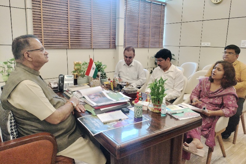 ग्राम्य विकास मंत्री गणेश जोशी ने की विभागीय समीक्षा, हाउस ऑफ हिमालयास उत्पादों के ब्रांडिंग पर दिया जोर।