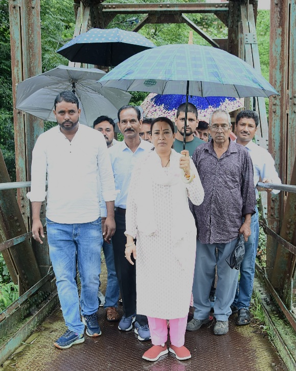 पंक्ति के अंतिम व्यक्ति तक पहुंचा विकास, कैबिनेट मंत्री रेखा आर्या।