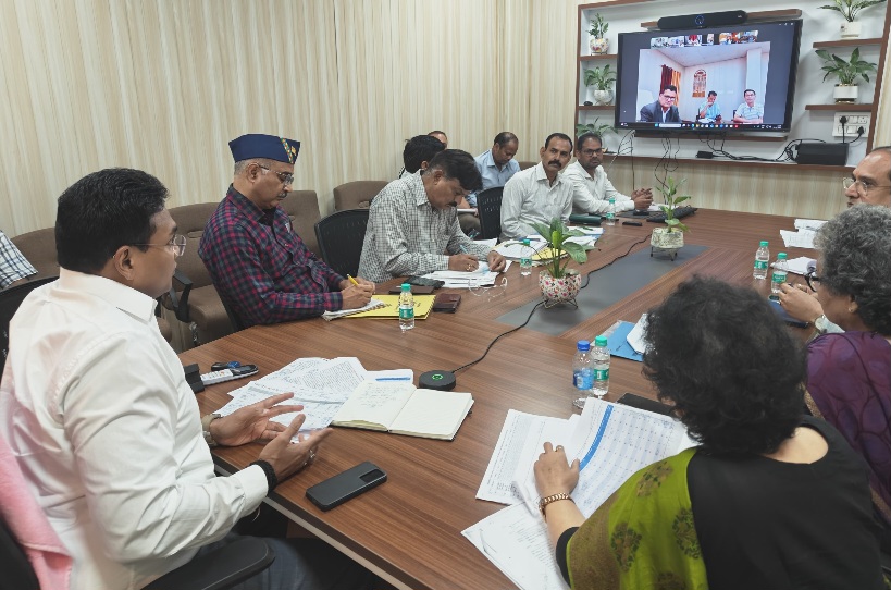 धामी सरकार का अल्टीमेटम, मरीजों की जिंदगी से नहीं होगा खिलवाड़, रैफर प्रक्रिया होगी जवाबदेह।