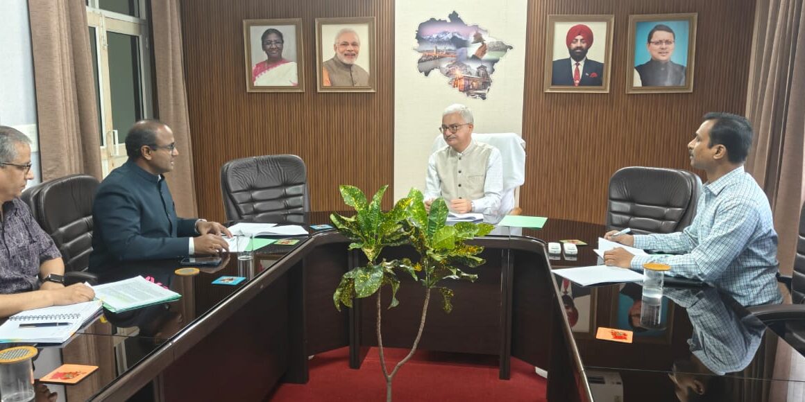 चुनाव आयोग की पहल एवं निर्देशों का हो प्रभावी क्रियान्वयन, चुनाव आयुक्त डॉ. विवेक जोशी।