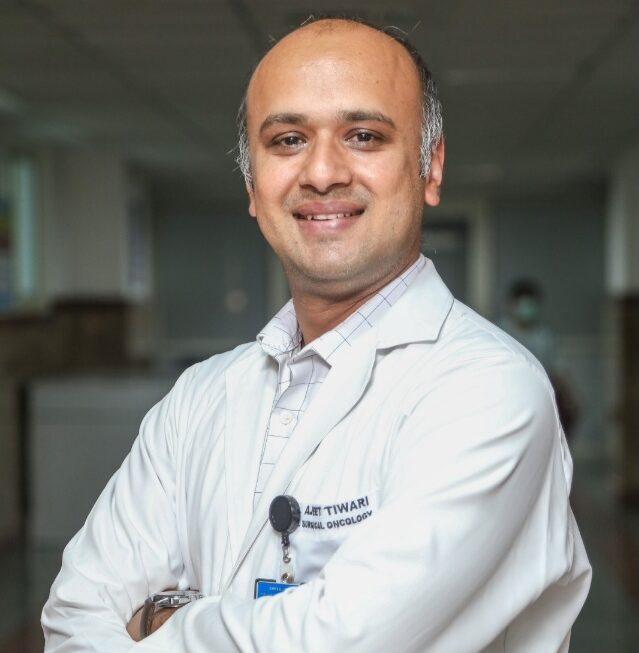 श्री महंत इन्दिरेश अस्पताल में, स्टेज 3 एडवांस कोलन कैंसर की सफल सर्जरी।