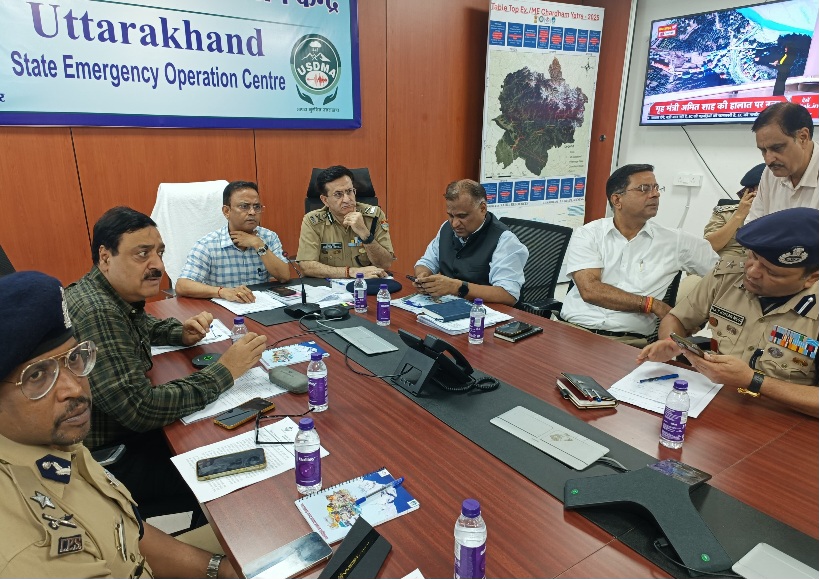 धराली में युद्धस्तर पर चल रहे राहत और बचाव कार्य, एनडीआरएफ, एसडीआरएफ के साथ ही, अन्य राहत और बचाव दल रवाना। 