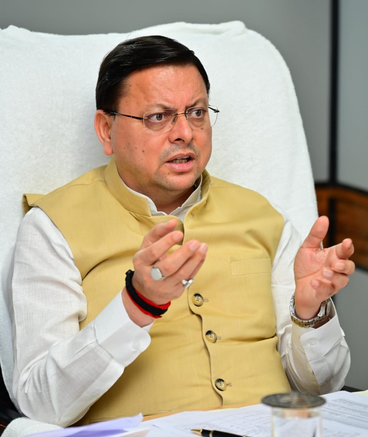 मुख्यमंत्री पुष्कर सिंह धामी ने की घोषणा, अपना एक माह का वेतन देंगे आपदा राहत कार्यों हेतु।