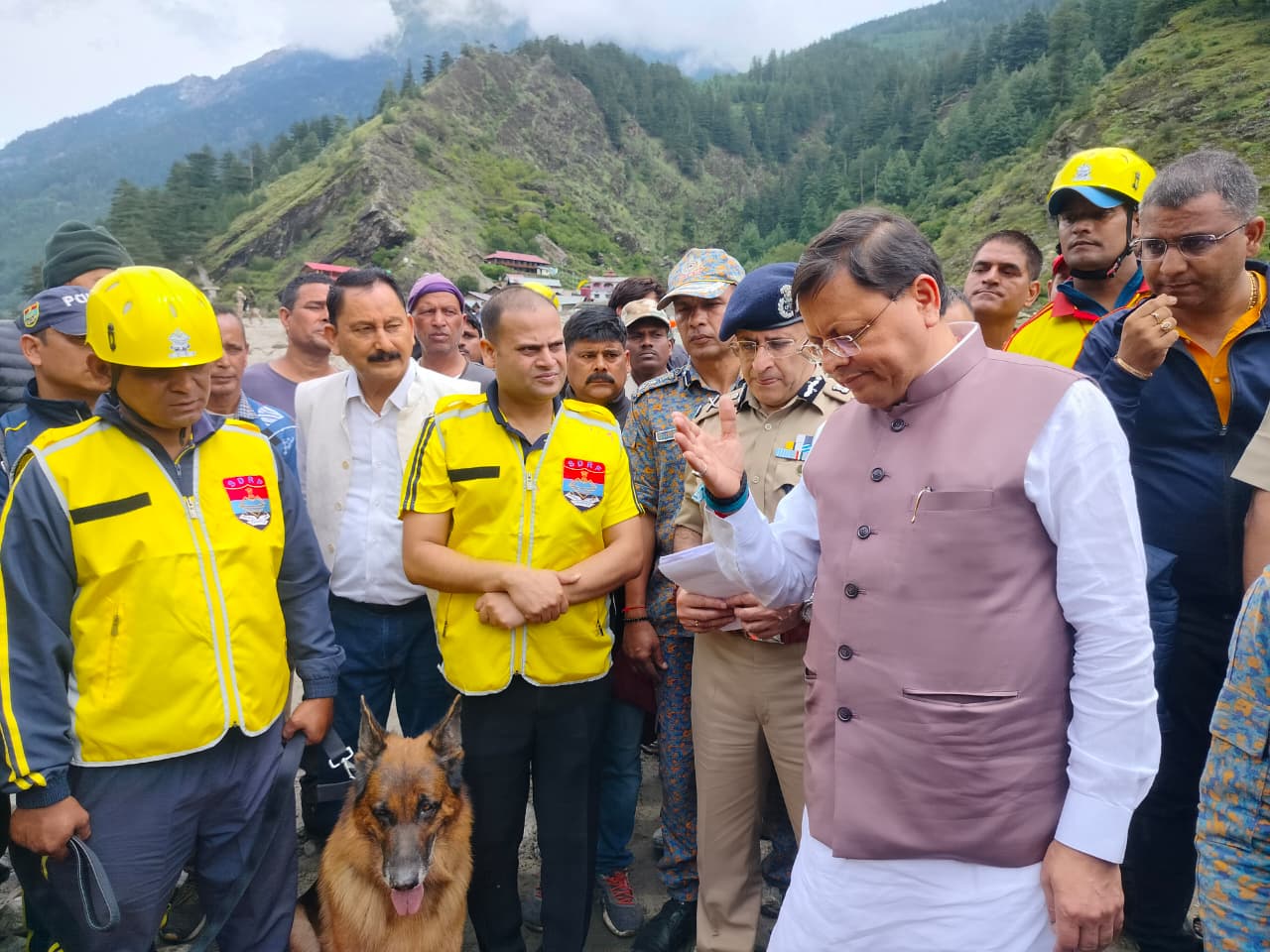 उत्तरकाशी के धराली आपदा प्रभावितों को, सरकार की त्वरित राहत, मुख्यमंत्री पुष्कर सिंह धामी की दो महत्वपूर्ण घोषणाएँ।