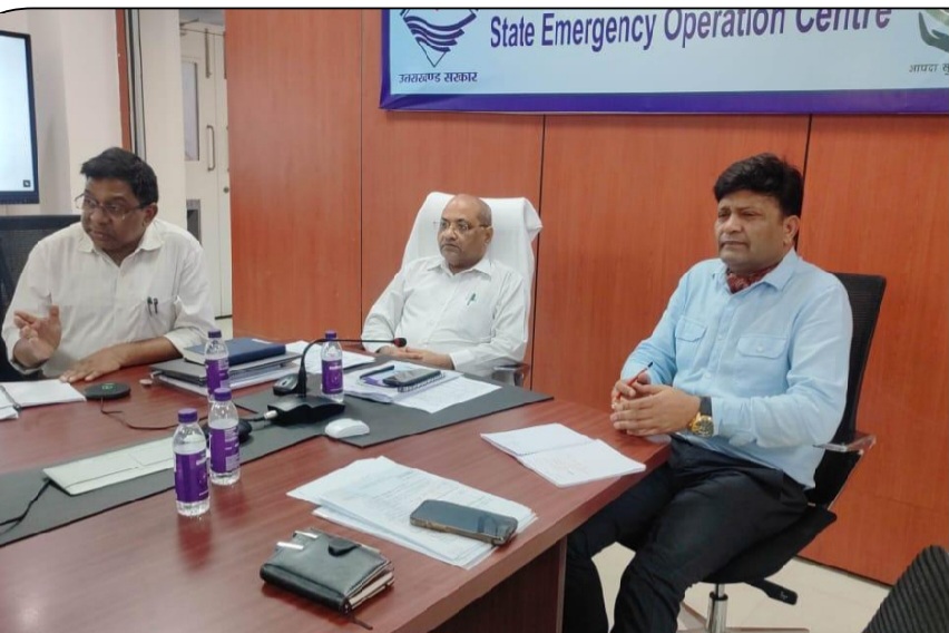 आने वाले कुछ दिन चुनौतीपूर्ण, अलर्ट रहें अधिकारी-आनंद स्वरूप।