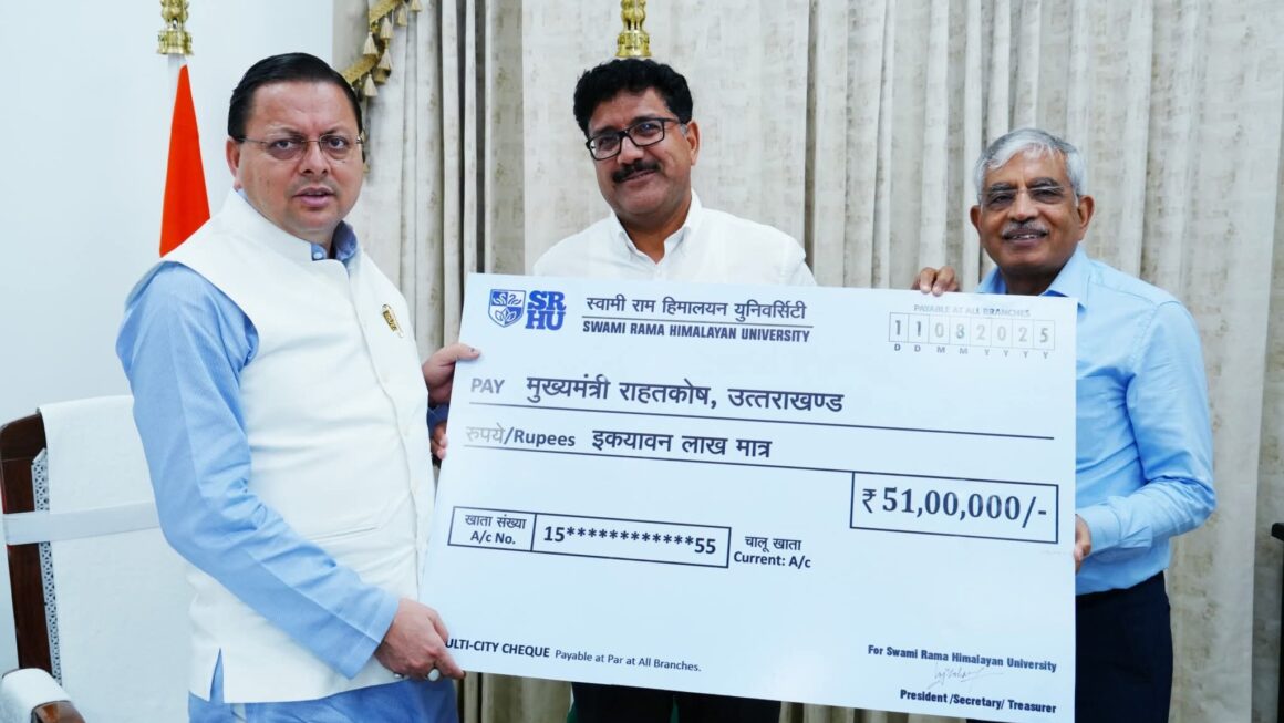 मुख्यमंत्री पुष्कर सिंह धामी से, SRHU के प्रतिनिधिमंडल ने की भेंट, मुख्यमंत्री राहत कोष में ₹ 51 लाख की धनराशि का दिया योगदान दिया। 