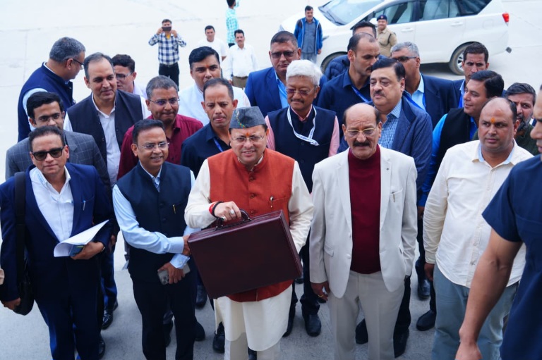 भराड़ीसैण विधानसभा में, 5315 करोड़ का बजट पेश, नौ विधेयक भी हुए पेश।