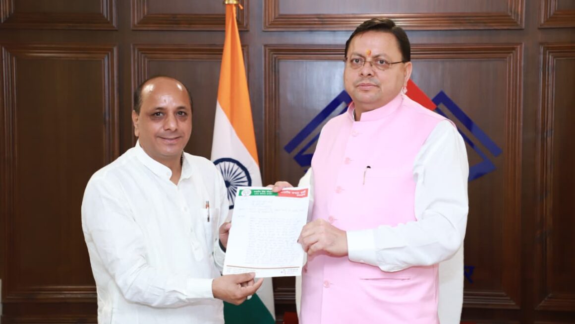 मुख्यमंत्री पुष्कर धामी ने दिया भरोसा, यमुना घाटी दैवीय आपदा पीड़ितों को दी जायेगी हर संभव मदद।