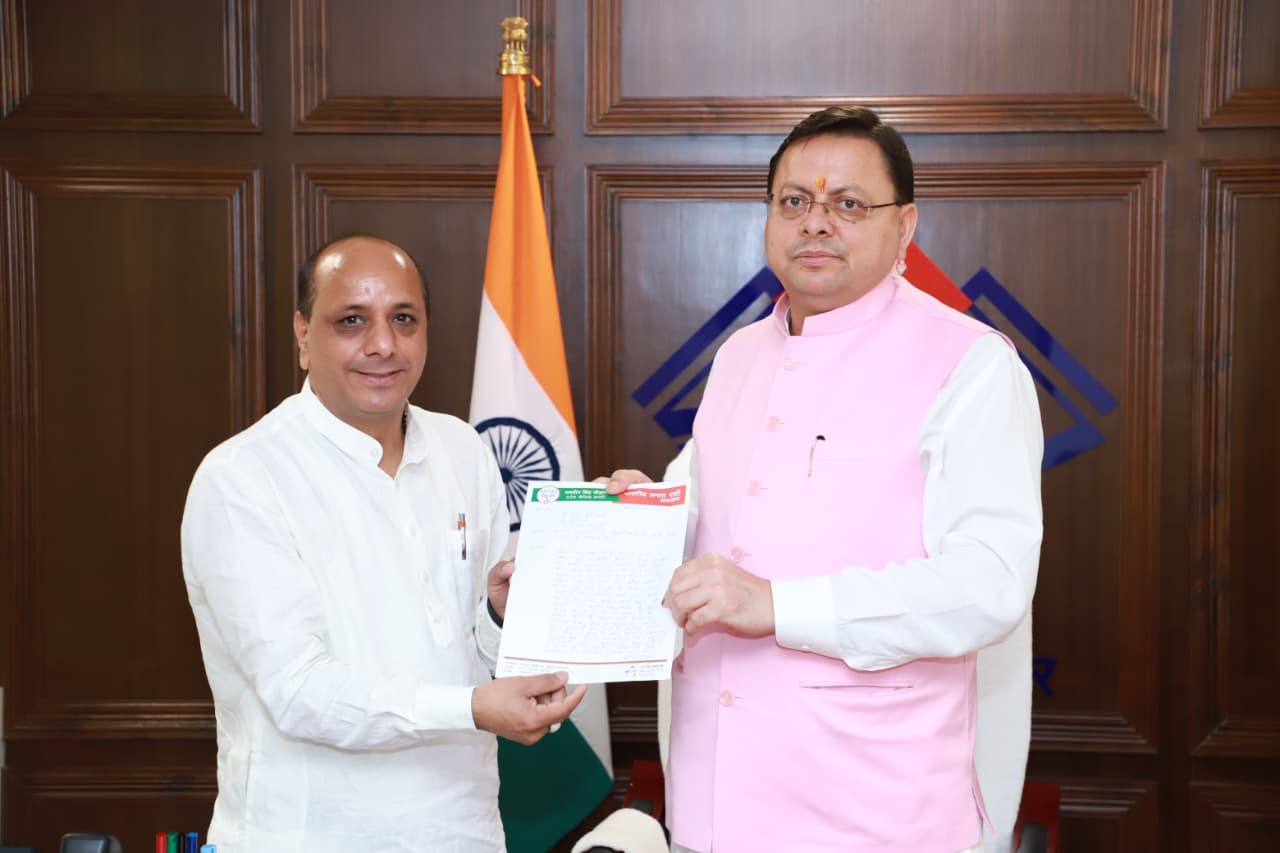 मुख्यमंत्री पुष्कर धामी ने दिया भरोसा, यमुना घाटी दैवीय आपदा पीड़ितों को दी जायेगी हर संभव मदद।