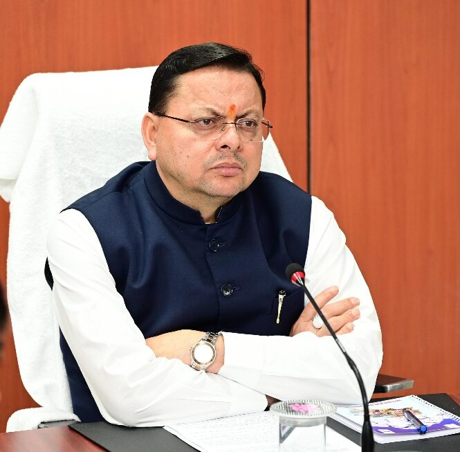 अगले कुछ दिनों में और ज्यादा सावधानी बरतनी जरूरी, मुख्यमंत्री पुष्कर सिंह धामी। 