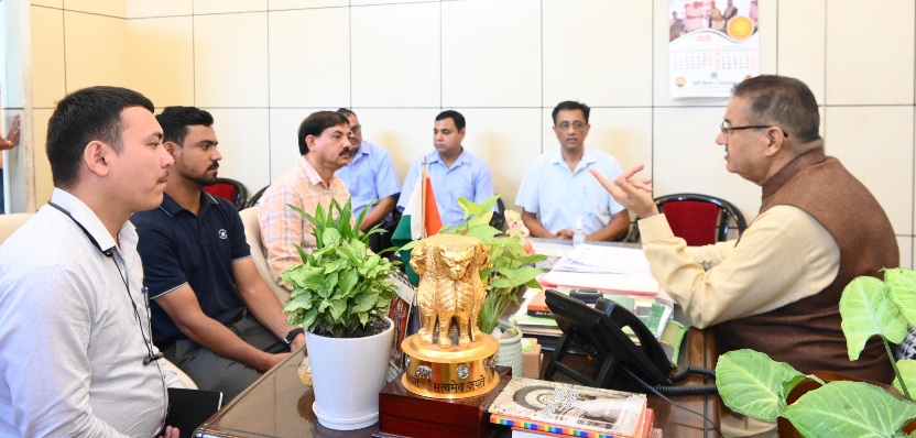 उपनल के विकास कार्यों की समीक्षा कर, मंत्री जोशी ने दिए समन्वय के निर्देश।