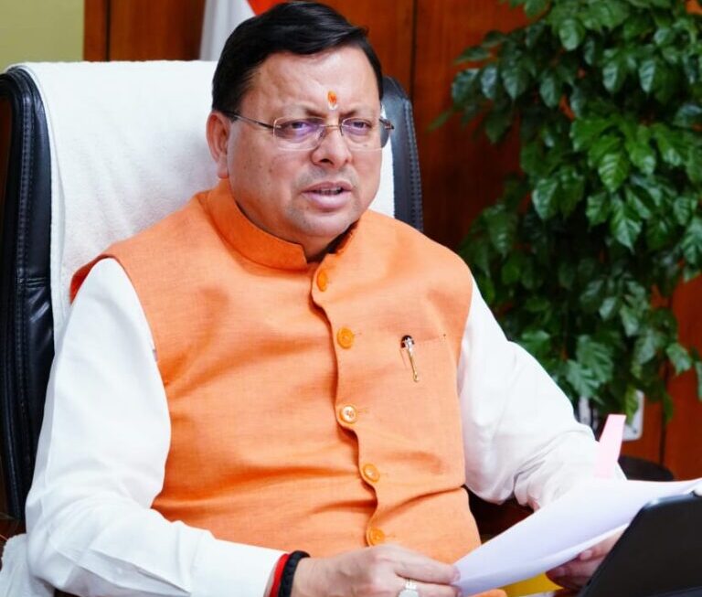 धराली क्षेत्र में आपदा प्रभावित लोगों को, त्वरित राहत उपलब्ध कराई गई, मुख्यमंत्री पुष्कर धामी।