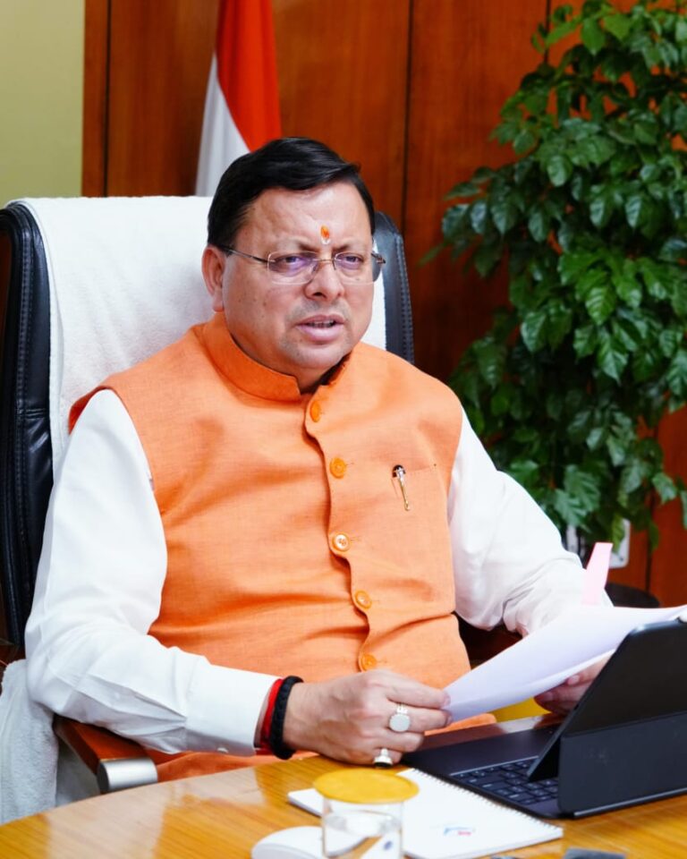 धराली क्षेत्र में आपदा प्रभावित लोगों को, त्वरित राहत उपलब्ध कराई गई, मुख्यमंत्री पुष्कर धामी।