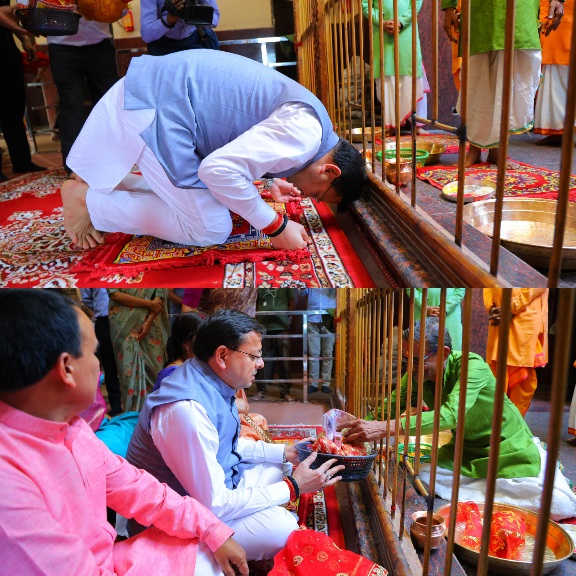 आपदा से जूझ रहे प्रदेश के लिए, मां धारी देवी से आशीर्वाद लेने पहुंचे सीएम धामी, भावुक हुए श्रद्धालु।