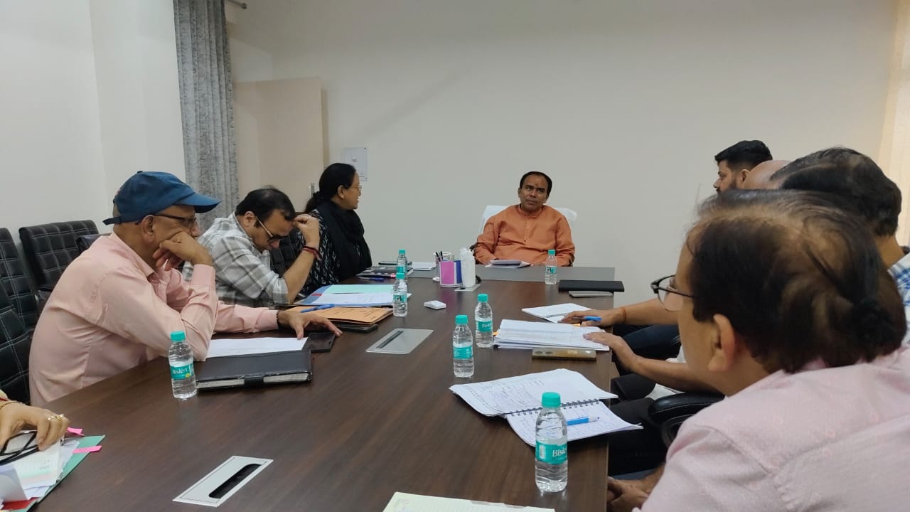 पीएम-श्री स्कूलों की स्थापना को बनेगी, ब्लॉक स्तरीय समिति, डॉ. धन सिंह रावत।