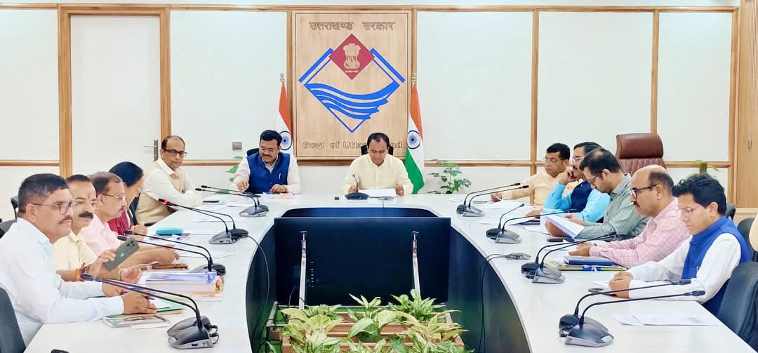 अब सूबे के स्कूलों में 240 दिन चलेगी कक्षाएं, परीक्षा के लिये 20 कार्यदिवस तय, शिक्षा मंत्री डॉ. रावत।