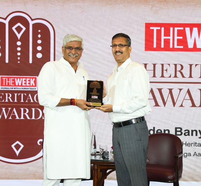 उत्तराखंड को पर्यटन के क्षेत्र में मिले गोल्डन बैन्यान अवार्ड।