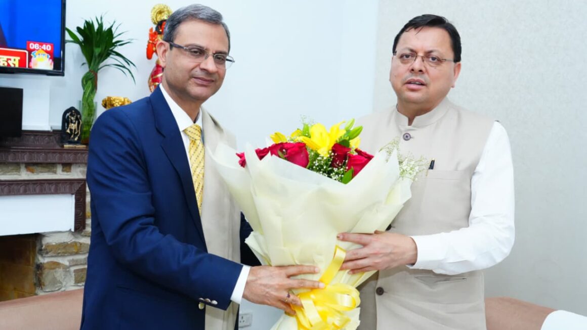 मुख्यमंत्री पुष्कर सिंह धामी से, आरबीआई गवर्नर संजय मल्होत्रा ने की शिष्टाचार भेंट।